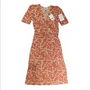 SOLD——Rouje Gabin dress in pink holly print